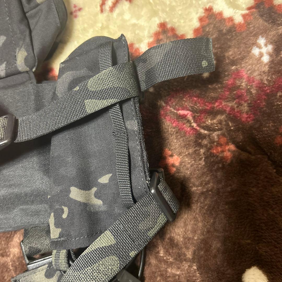 チェストリグマルチカムブラック