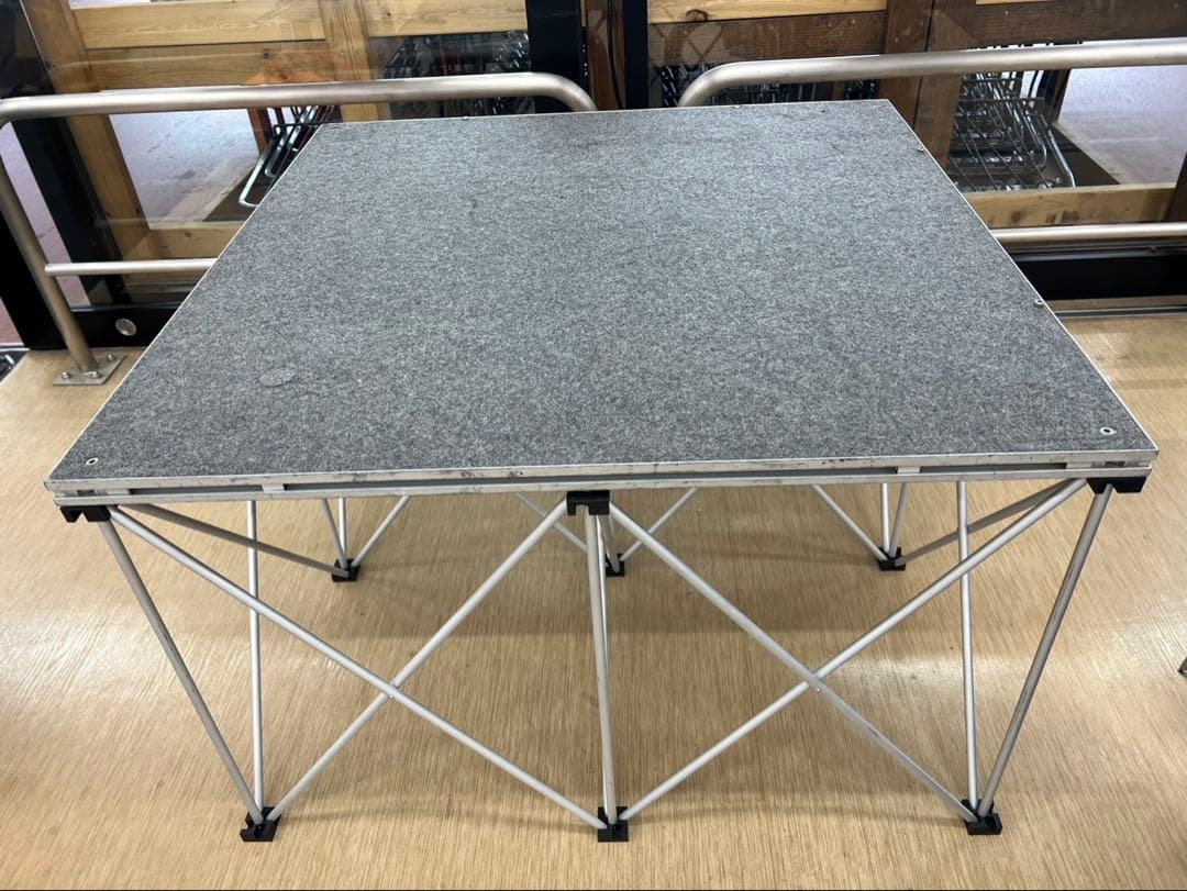3台専用組立式ステージ★イベント選挙★コンサートステージ★1m×1m高さ60cm