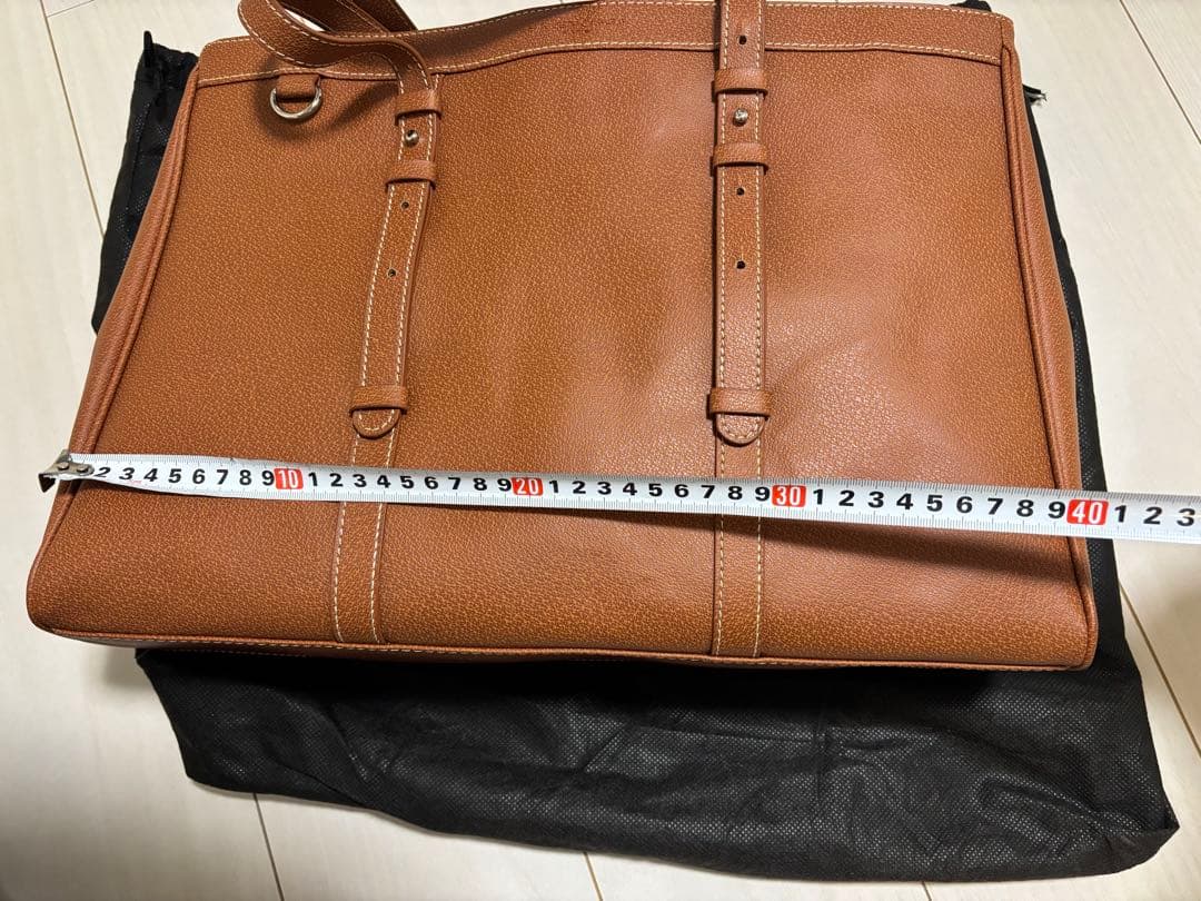 バレンシアガバッグ