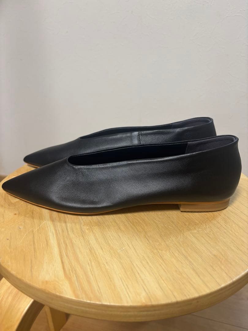 BONITAS/ボニータス レザーポインテッドパンプス