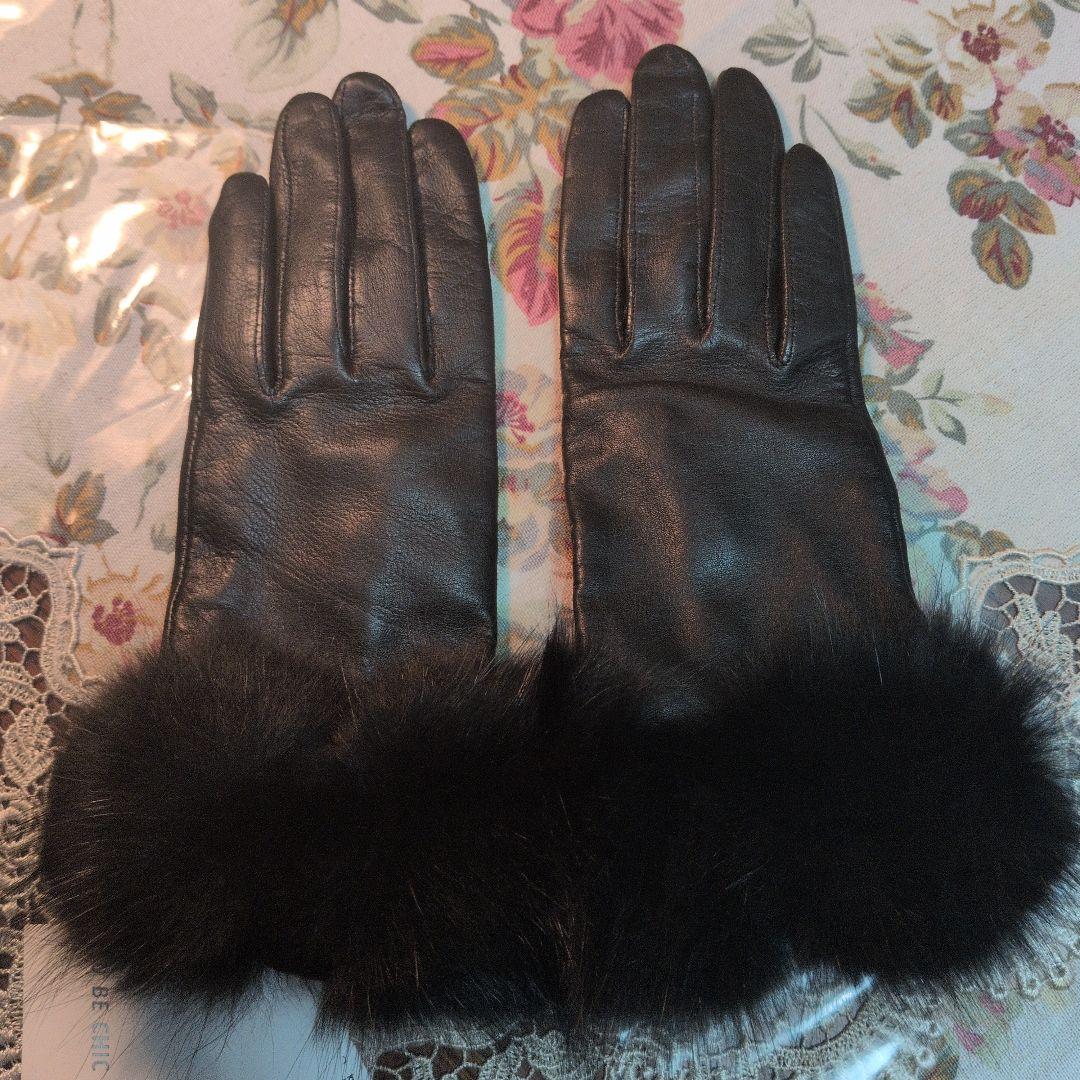 TO BE CHIC ファー付きレザーグローブ　新品タグ付　ブラック