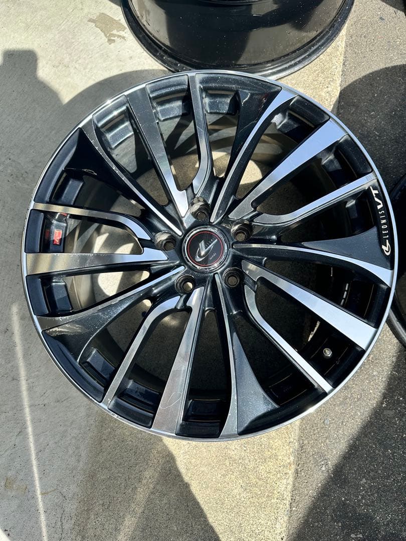 18インチ スポークデザイン ホイール　4本