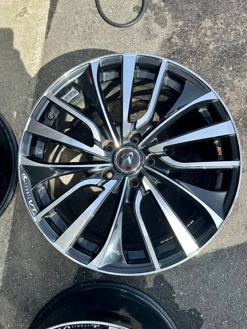 18インチ スポークデザイン ホイール　4本