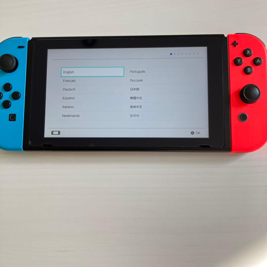 【完品】Nintendo SWITCH 本体 ネオンブルー　ネオンレッド