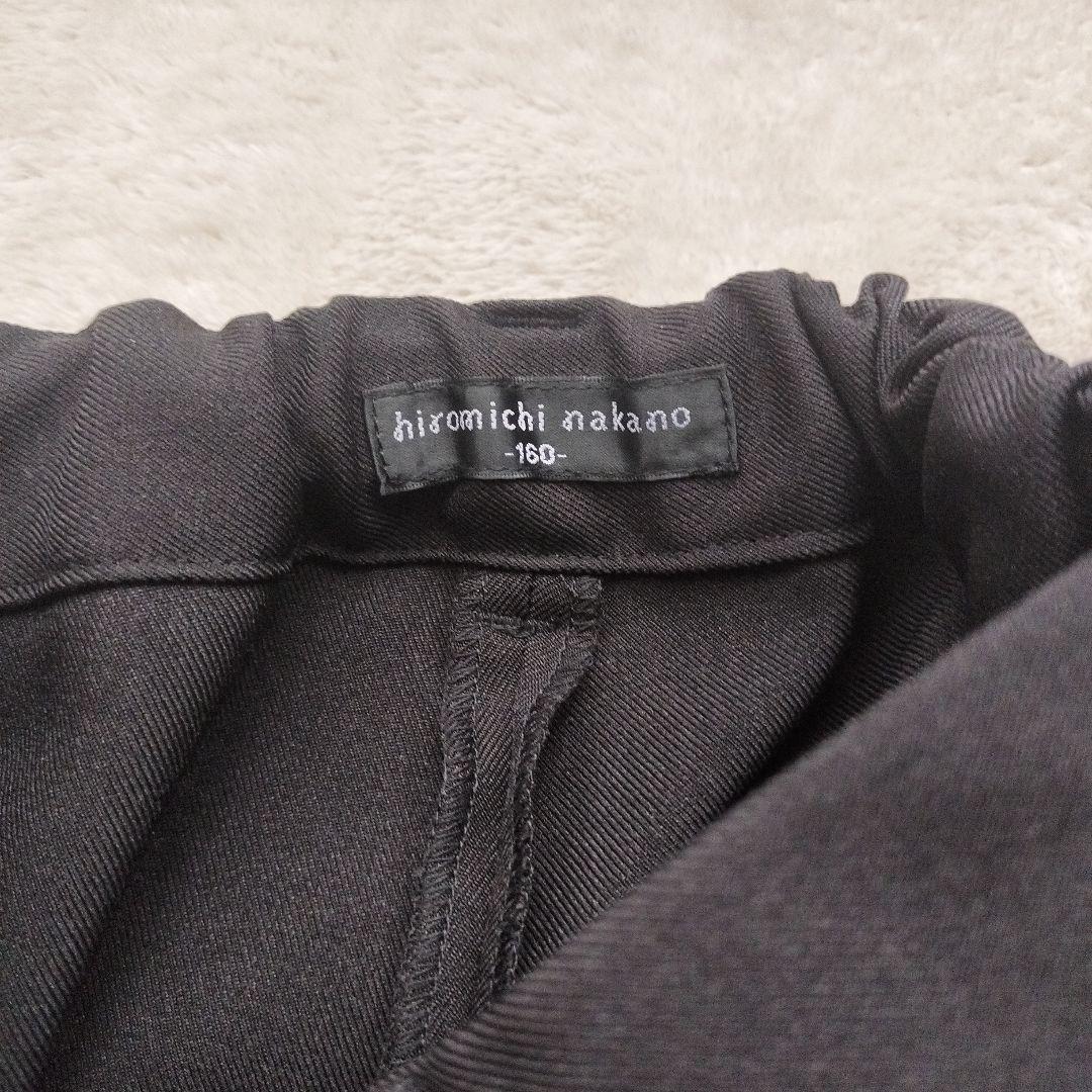 ヒロミチナカノ卒服女の子パンツスーツ　ブラック　ボウタイ　リボン　ブローチセット