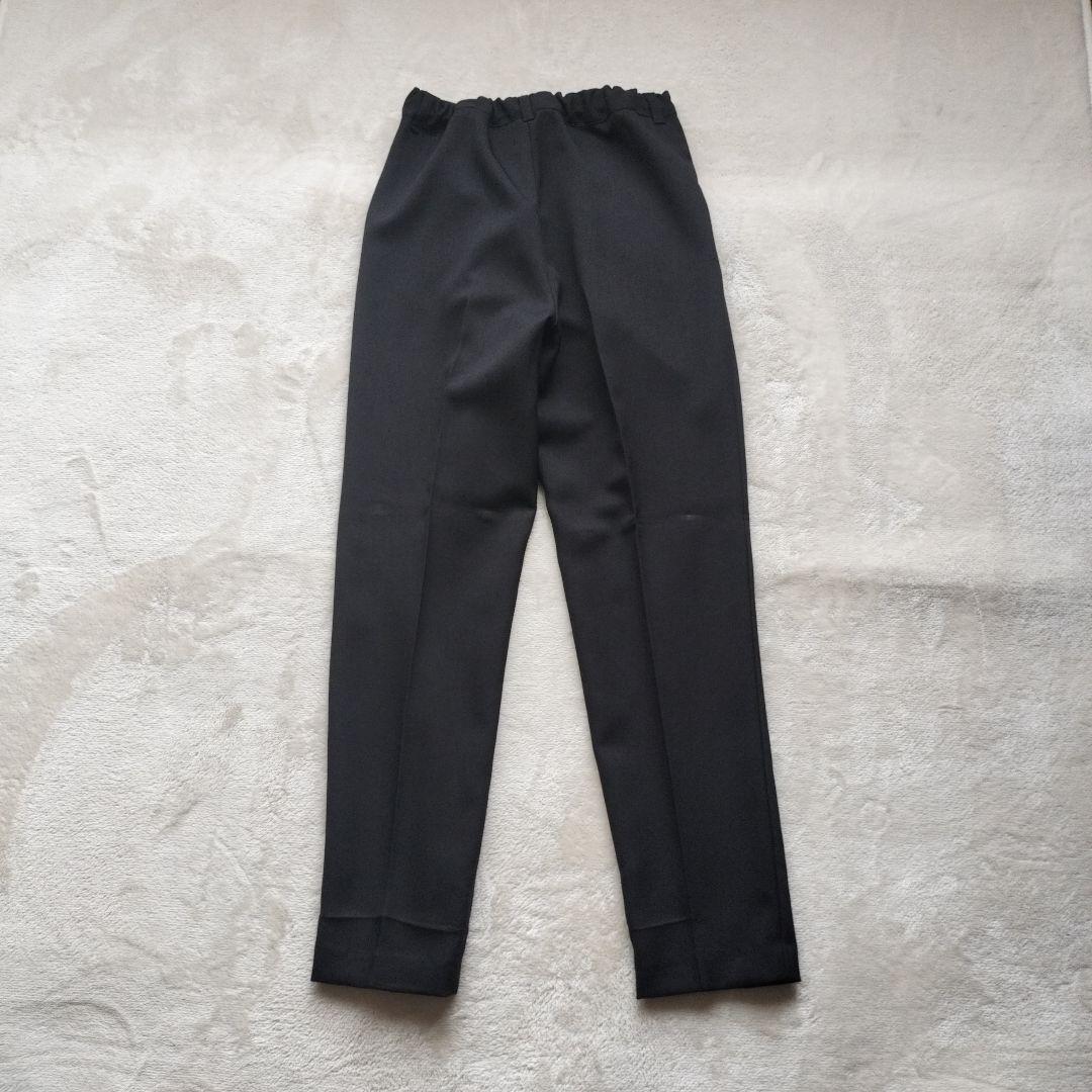 ヒロミチナカノ卒服女の子パンツスーツ　ブラック　ボウタイ　リボン　ブローチセット