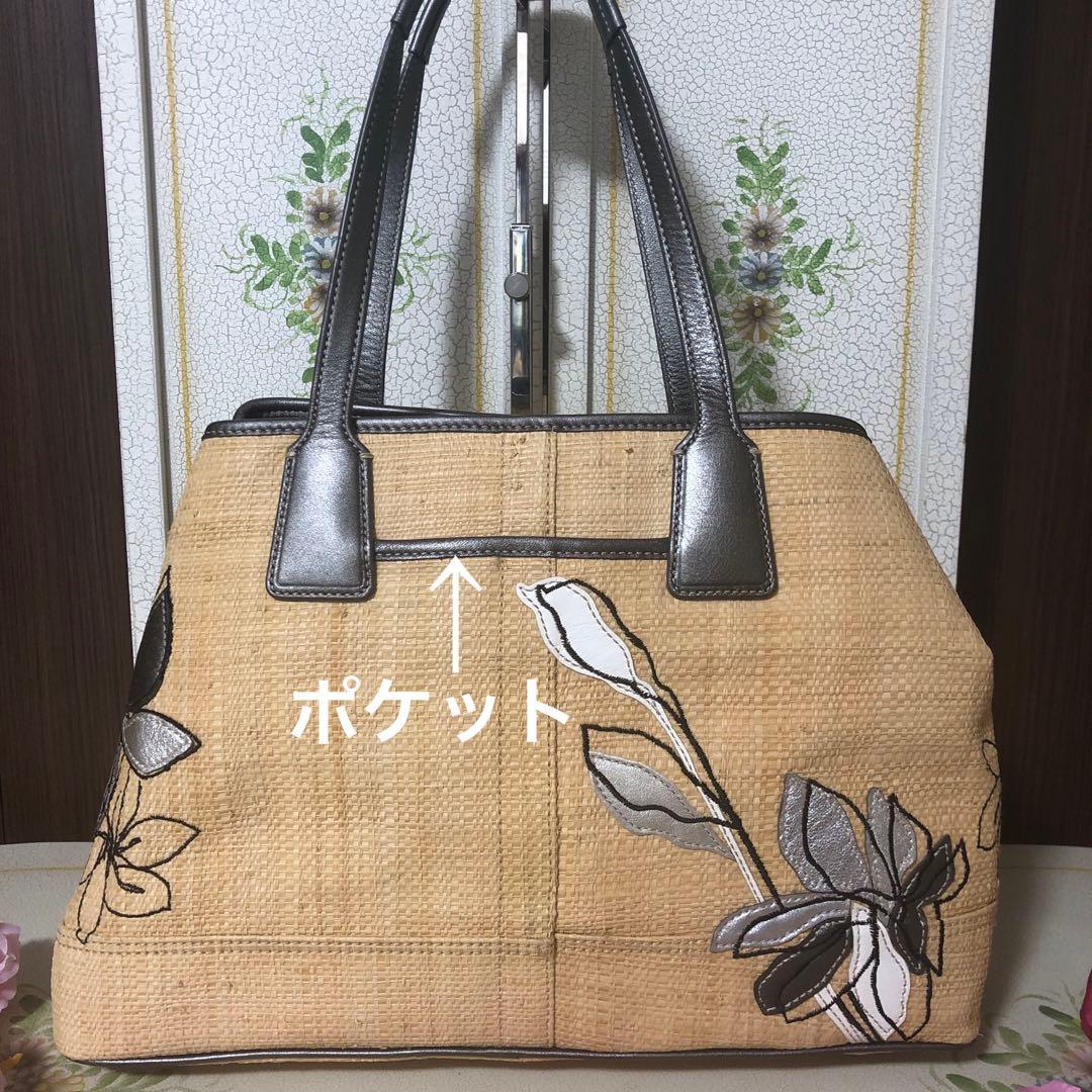 COACHストロートートバッグ　フラワーハンプトンズ