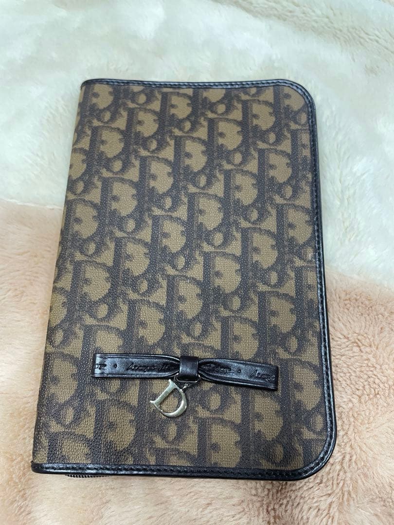 cleabazu 様クリスチャンディオール　母子手帳ケース　通帳ケース