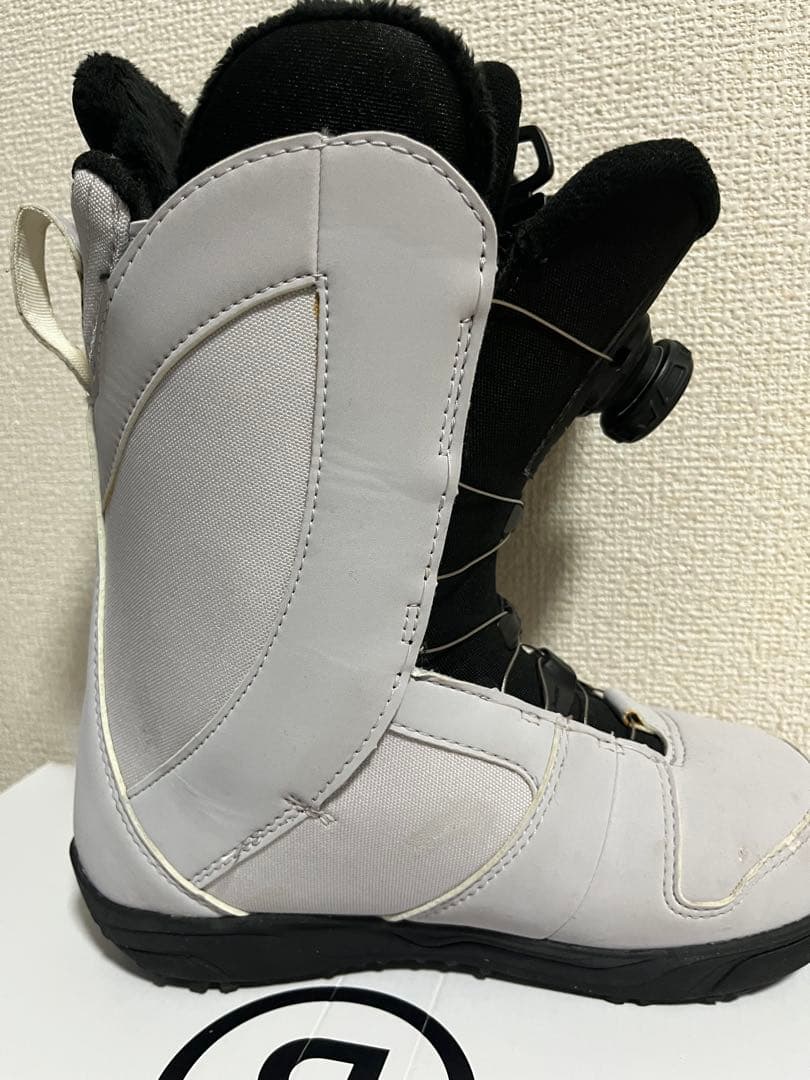 RIDE BOARD SAGE 女性用スノーボードブーツ US 6