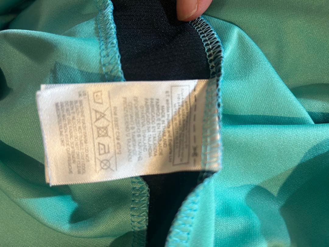 アディダス　アーセナルFC 2021-2022シーズントレーニングウェア上下