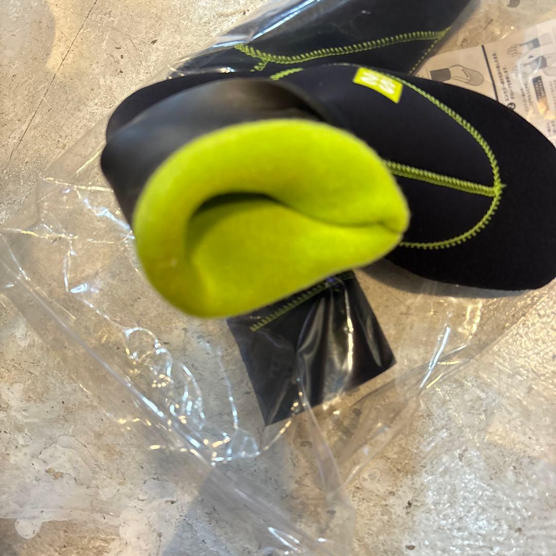 サーフィンブーツ　マジックprime新品　在庫処分　今季モデル