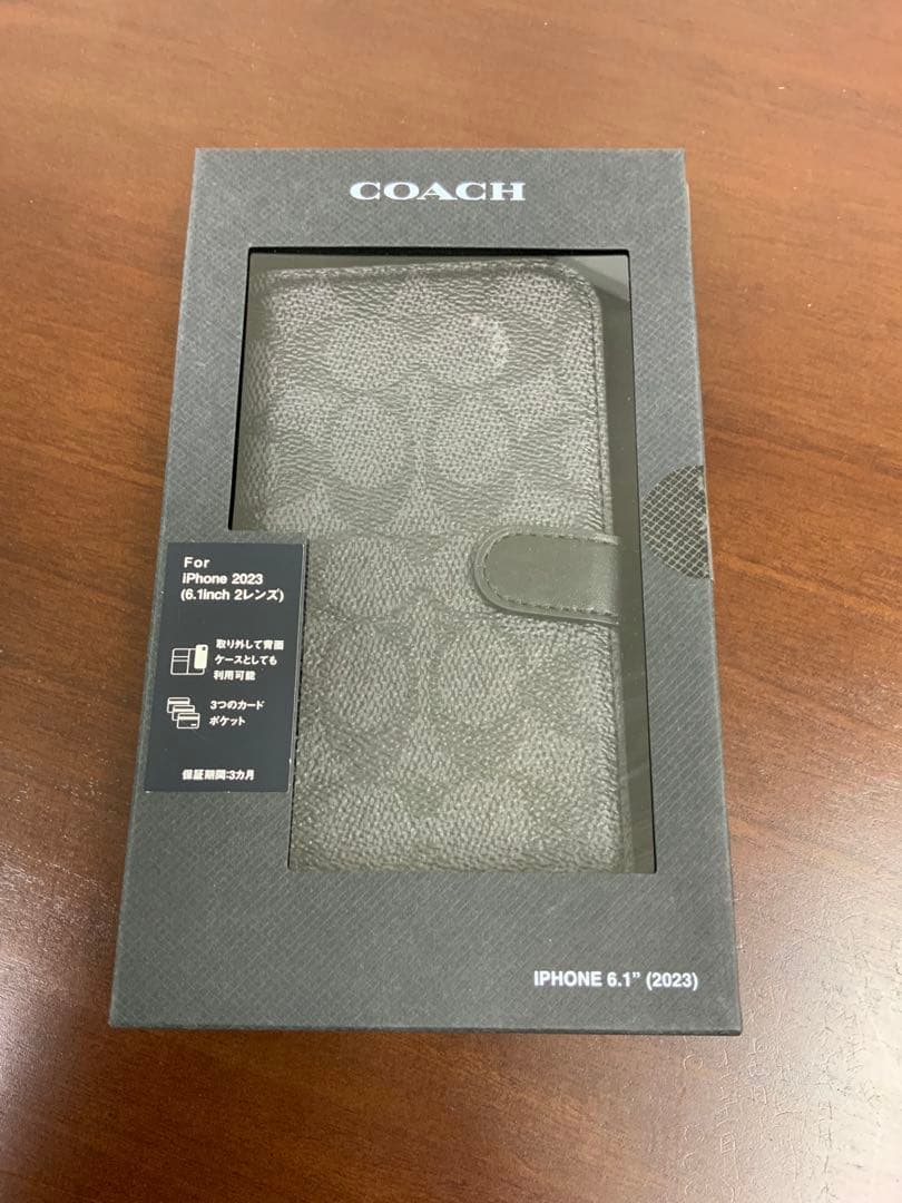 【新品】Coach iPhone 15 手帳型ケース　ブラック