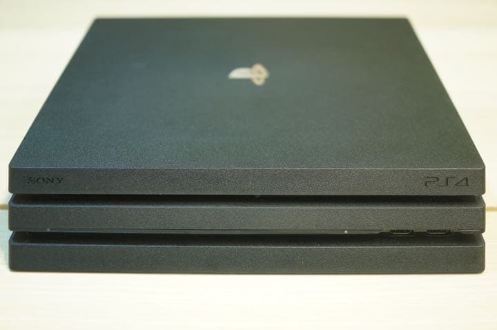 PS4 PRO / CUH-7200BB01 / 1TBHDD換装済