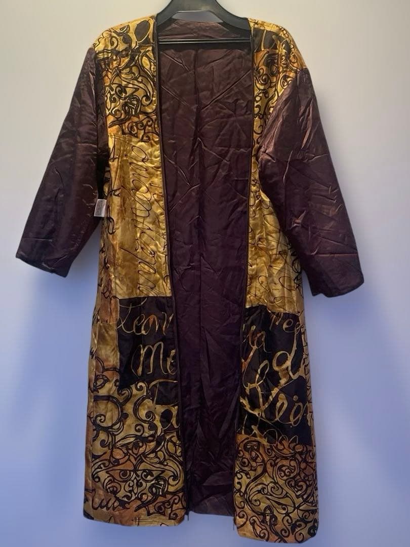 レオナール　LEONARD シルク　中綿入り　ライナー