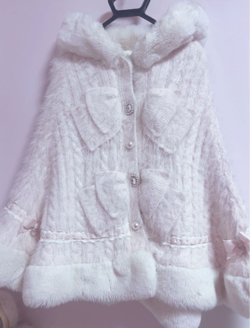 LIZ LISAフード付きファーピンクケープコート