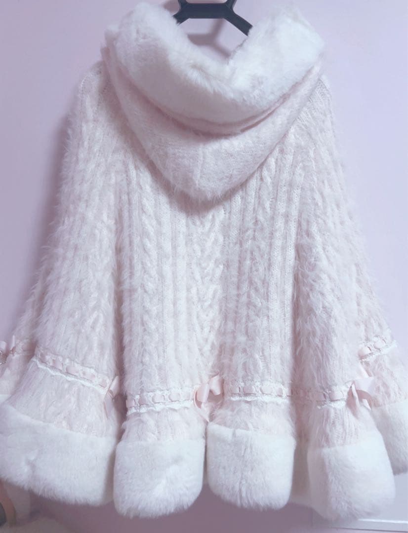 LIZ LISAフード付きファーピンクケープコート