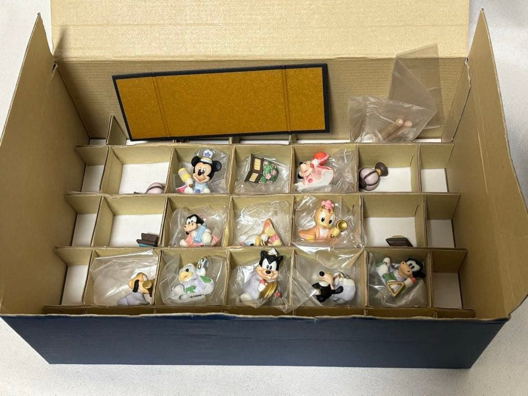 ベビーミッキーミニひなだん飾り