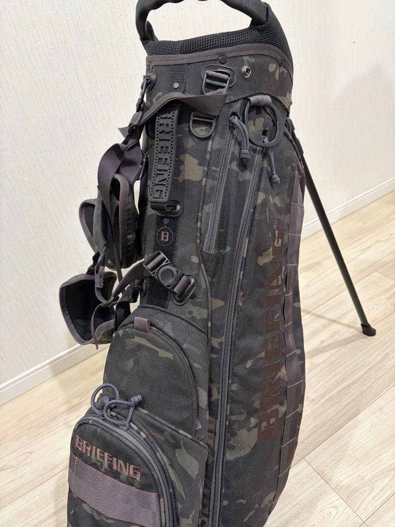 【中古美品】ブリーフィング　キャディバッグスタンドCR-4 マルチカムブラック