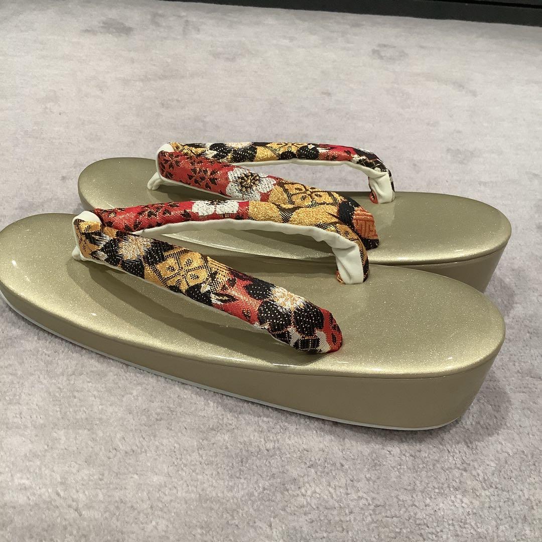 花柄バッグ　草履　セット　成人式の振袖・着物に！　※新品未使用品