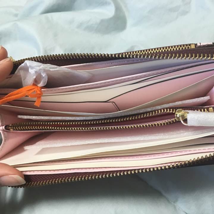 【ホリデーギフトにも！openingceremonyxfossilレア財布