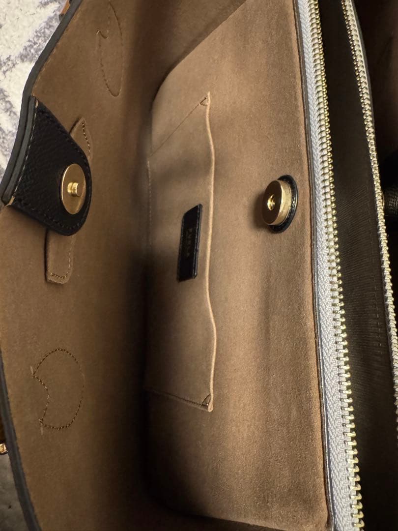 FURLA ビジネスバッグ 黒/ベージュ