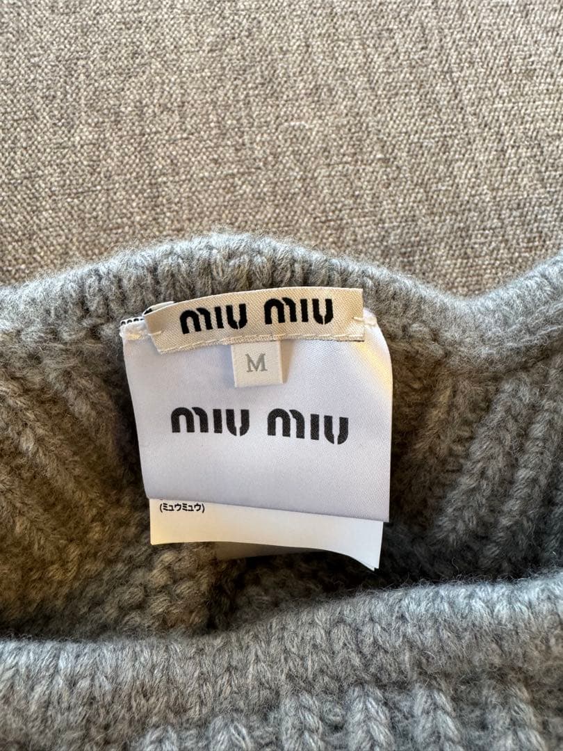 ミュウミュウ ニット帽