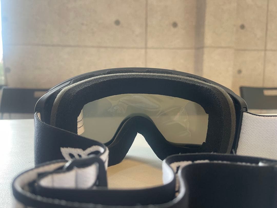 BLACKFLYS スノーゴーグル　球体ミラーライトスモークレンズ　マグネット式