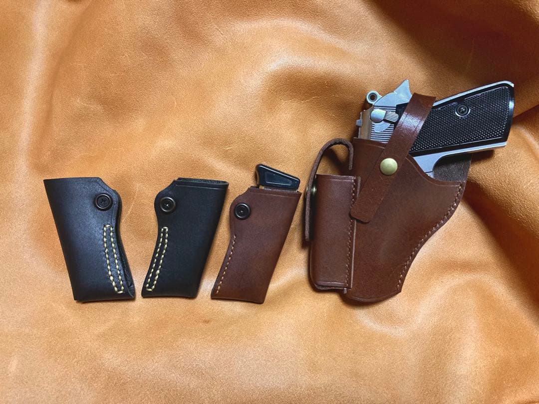 おみのにいちゃん品 レザーホルスター