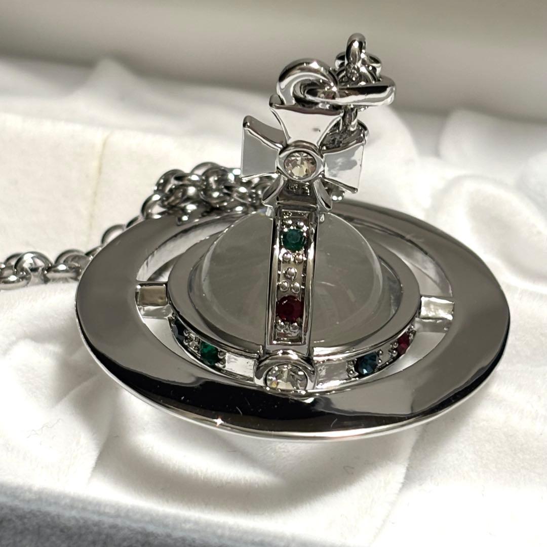 未使用級　正規品　ヴィヴィアンウエストウッド　3D オーブ ロングネックレス