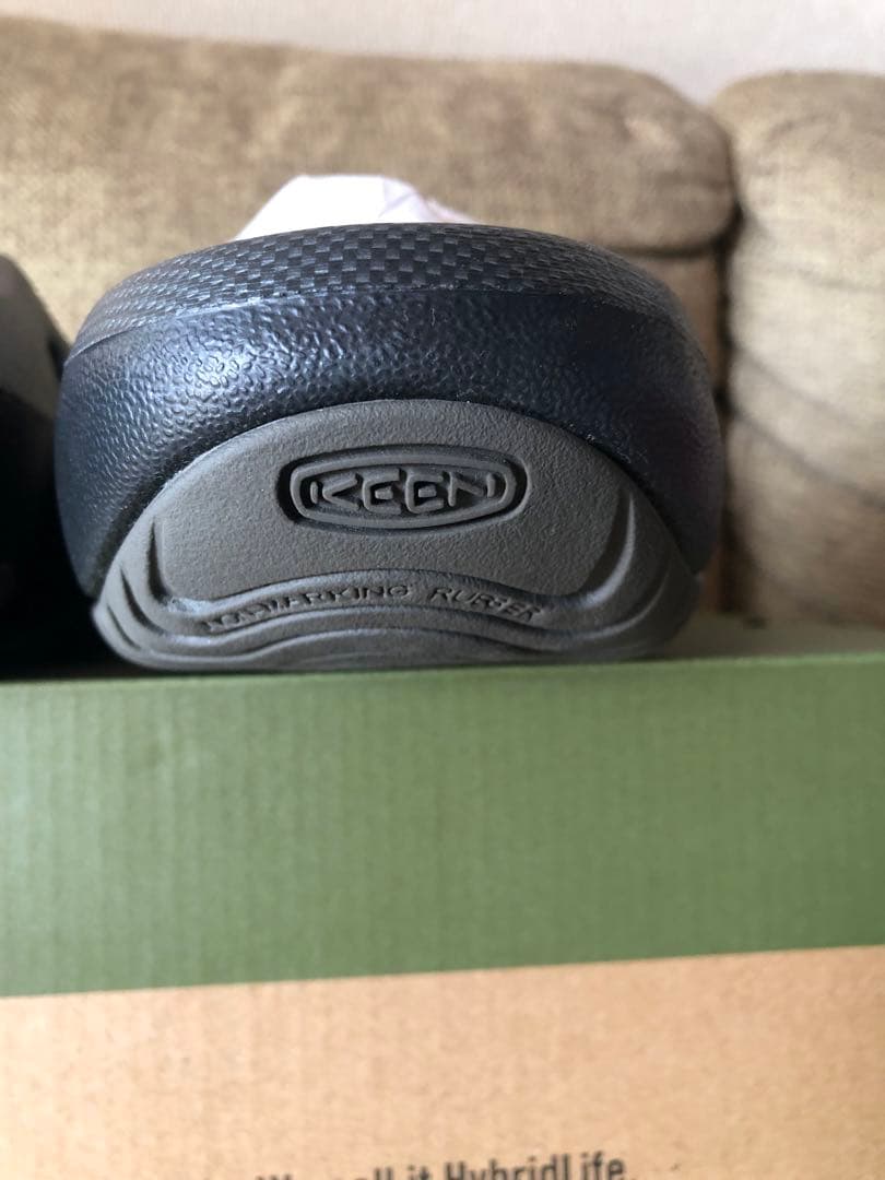 希少サイズ29！もう出ない超激レア！KEEN キーンヨギアーツグラファイト！