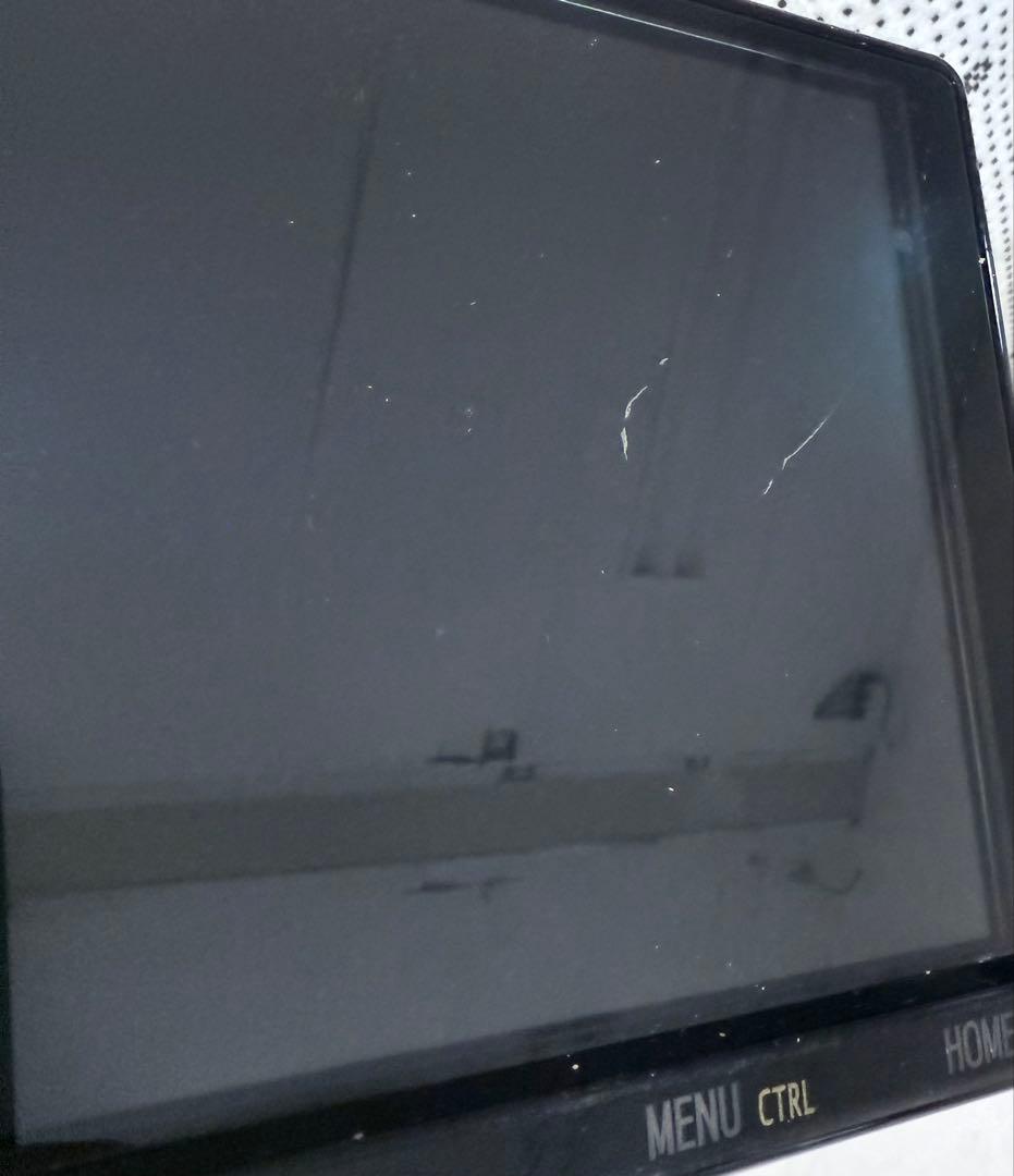 トヨタ純正ナビ 50プリウス取り外し 動作確認済 小傷あり