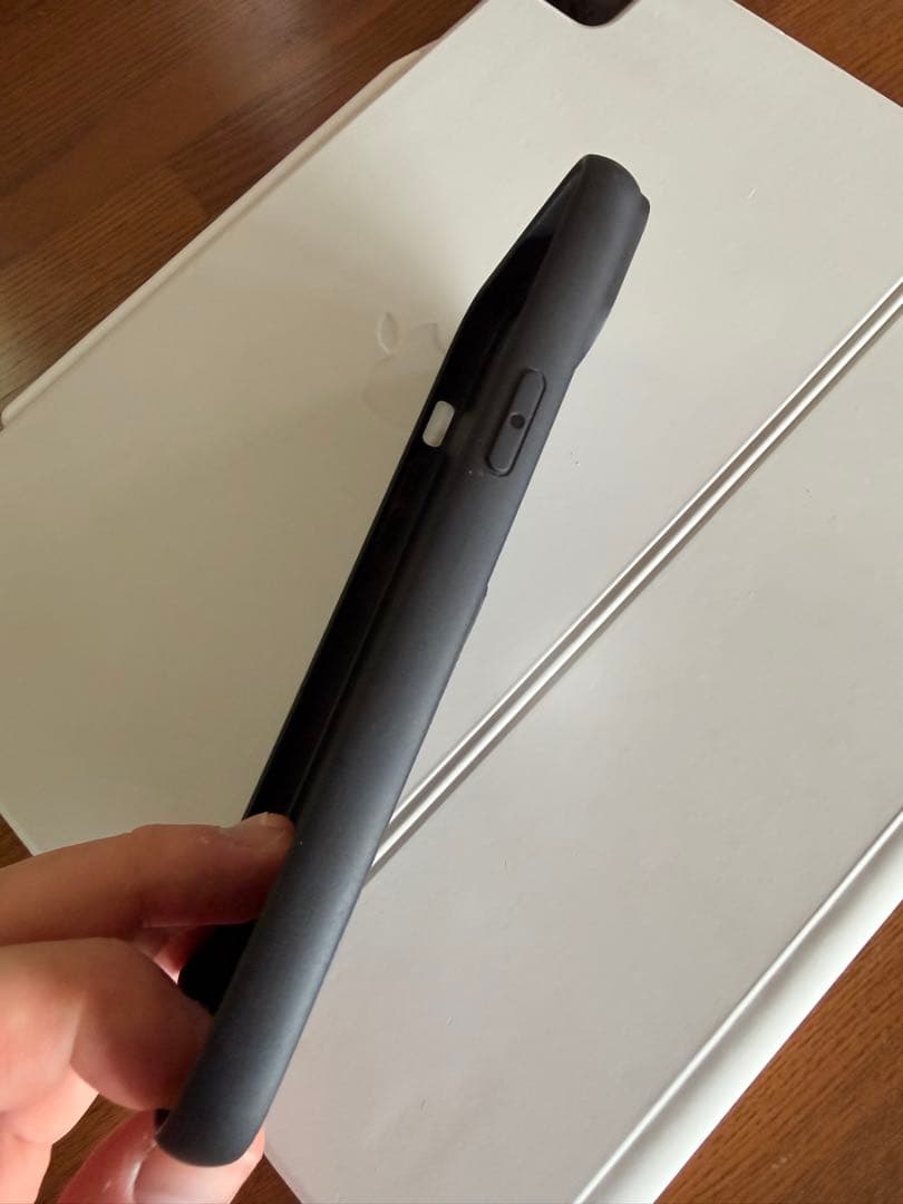 PRADA iPhone14プラスケース　iPhoneケース