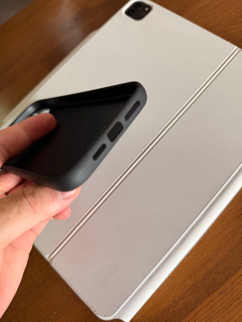 PRADA iPhone14プラスケース　iPhoneケース