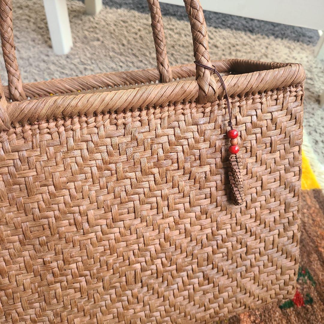 あやこ品　新品未使用　葡萄つる　山葡萄籠バッグ　天然素材 国産