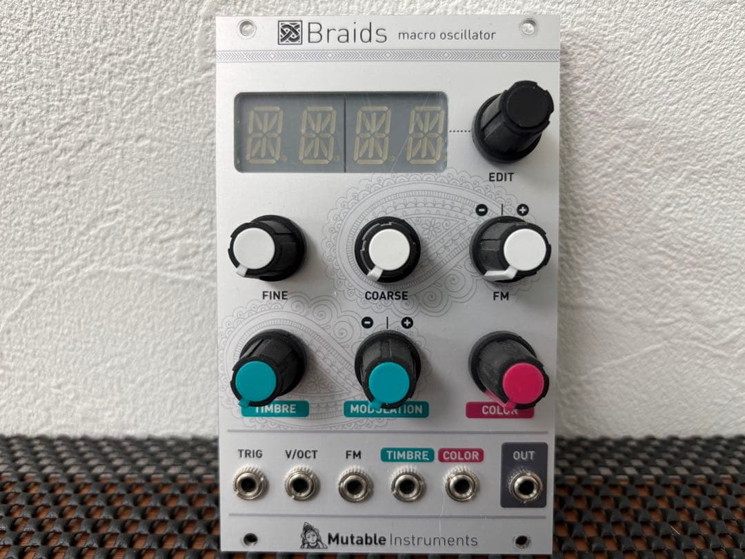 Mutable instruments Braids ユーロラック