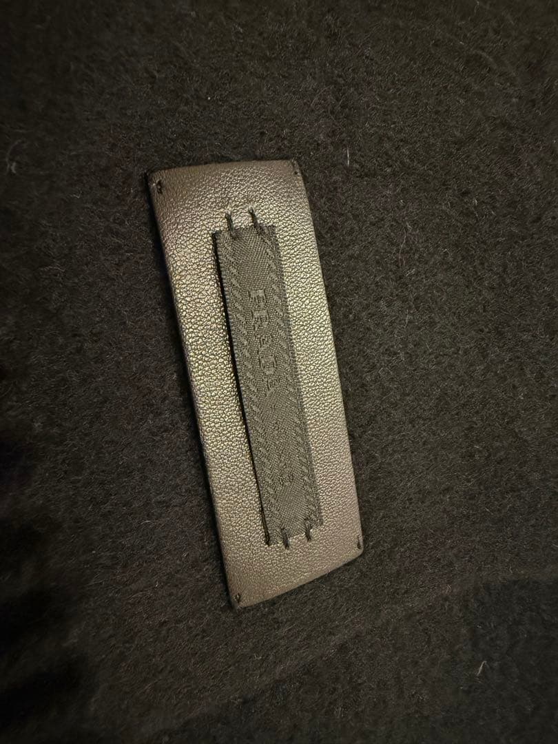 PRADA マフラー【ほぼ新品】