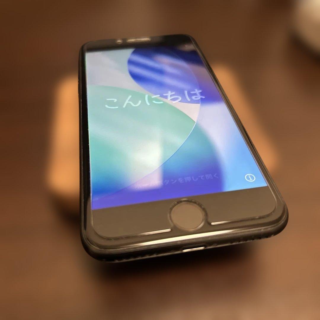 千*ん様 iPhone SE 第2世代 本体 バッテリー最大容量74%