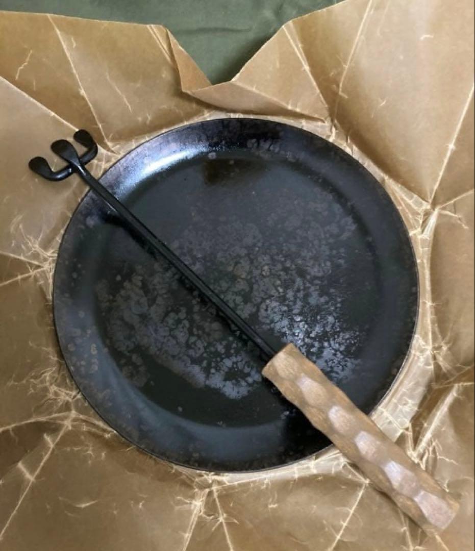 カ*チ様 槙塚鉄工所 タキビズム フライパンディッシュ 中 ディッシュハンドル