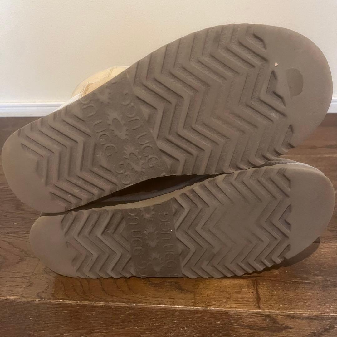 廃盤色 UGG アグ クラシック ショート ムートンブーツ サンド ベージュ