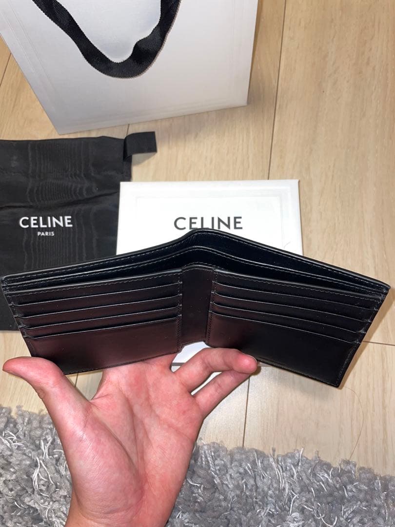 セリーヌ　二つ折り財布　メンズ