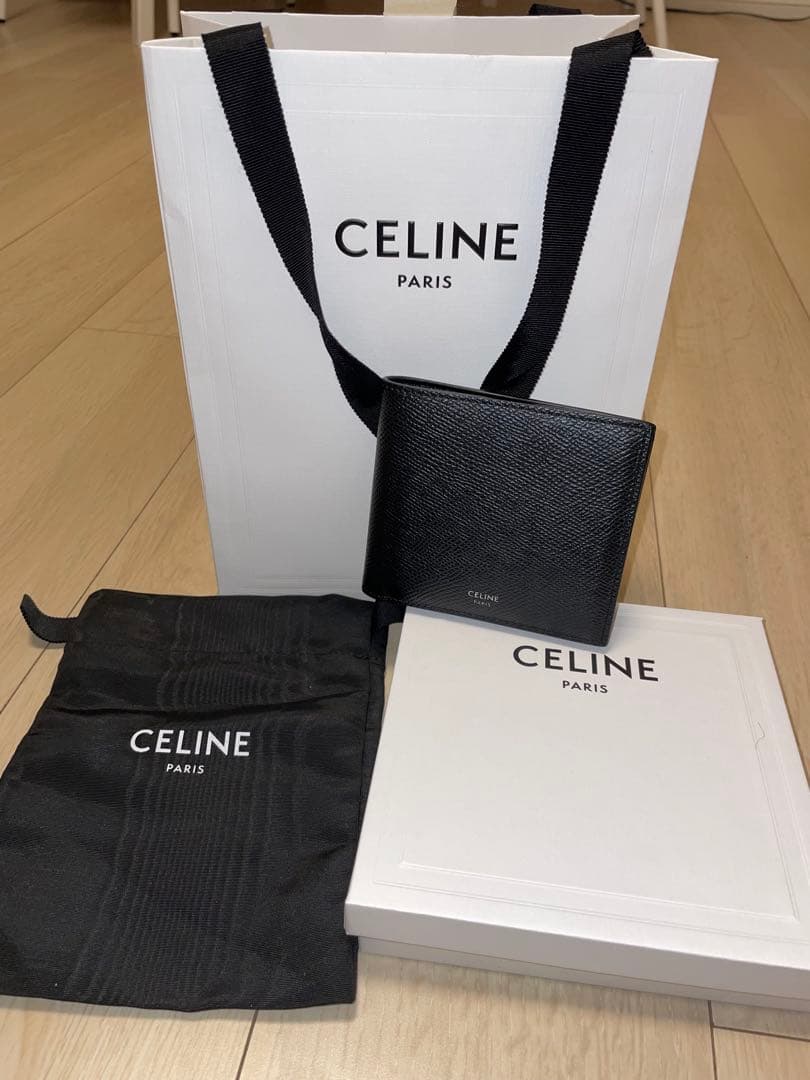セリーヌ　二つ折り財布　メンズ