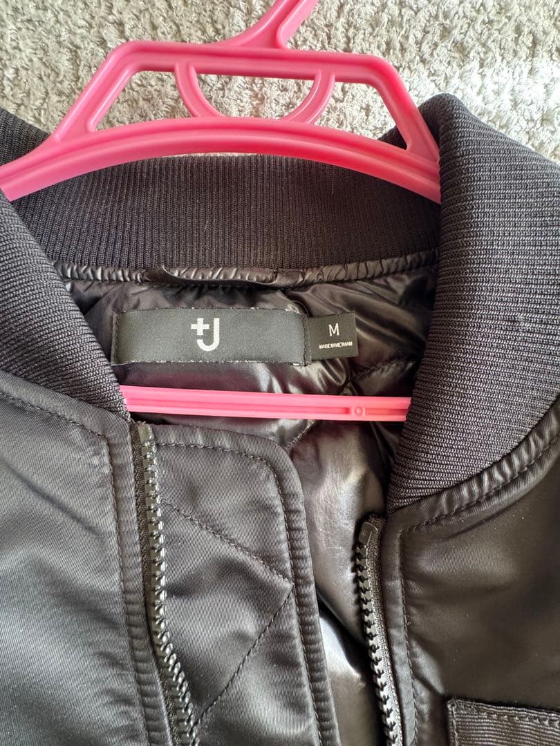 即購入⭕️ ユニクロ +J ハイブリッドダウンオーバーサイズMA-1ブルゾン M