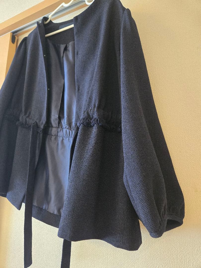 SHIPS　ウエストリボン付きノーカラージャケット ネイビー