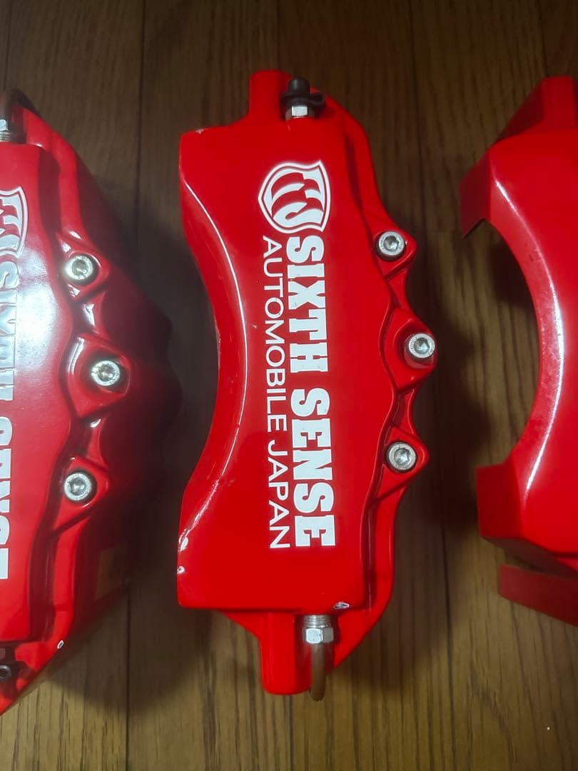 プリウスα SIXTH SENSE ブレーキキャリパー レッド