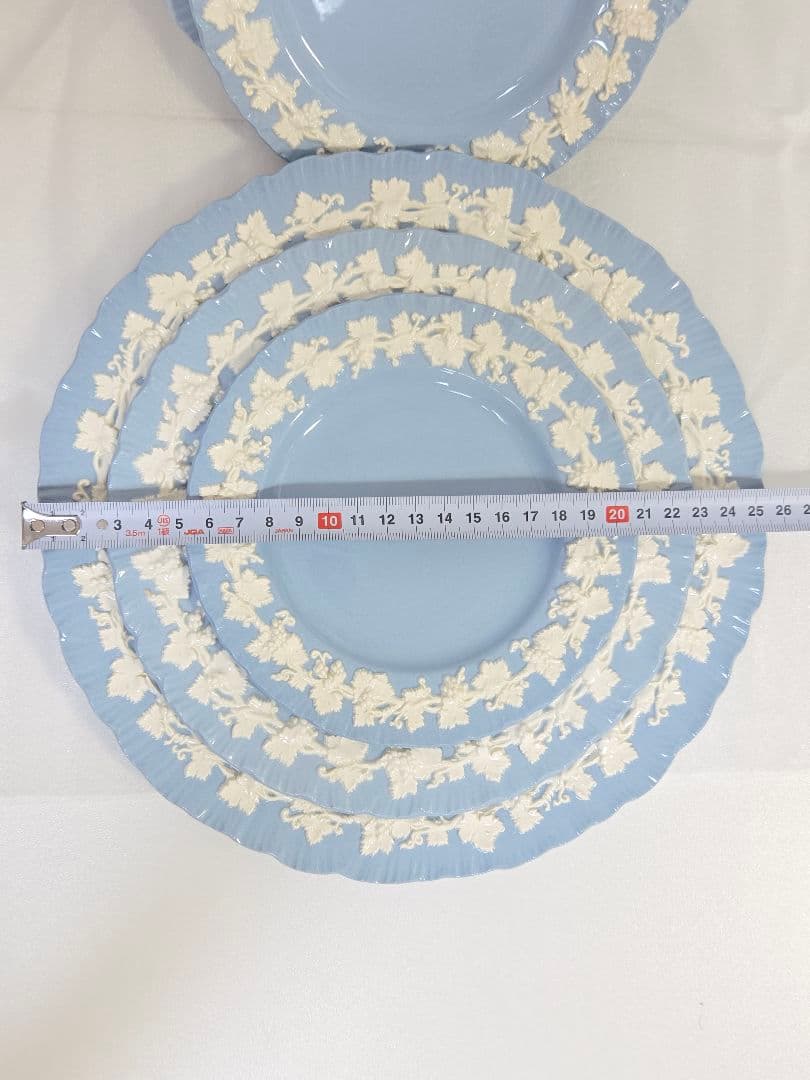 【ウェッジウッド】クイーンズウェア　プレート3枚２セット