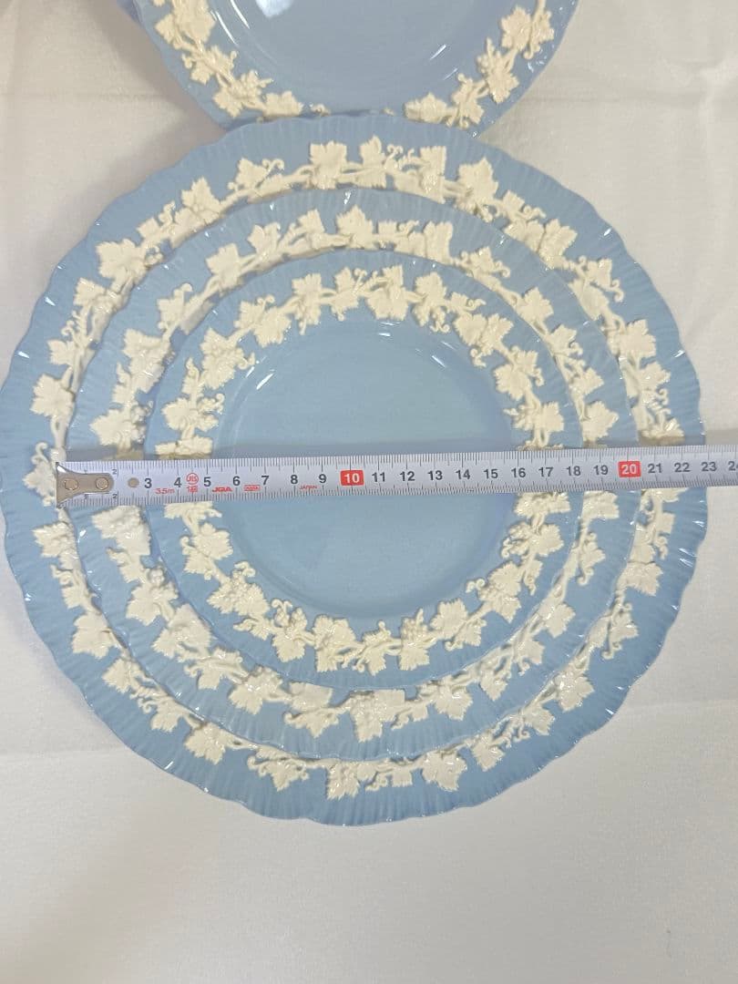 【ウェッジウッド】クイーンズウェア　プレート3枚２セット