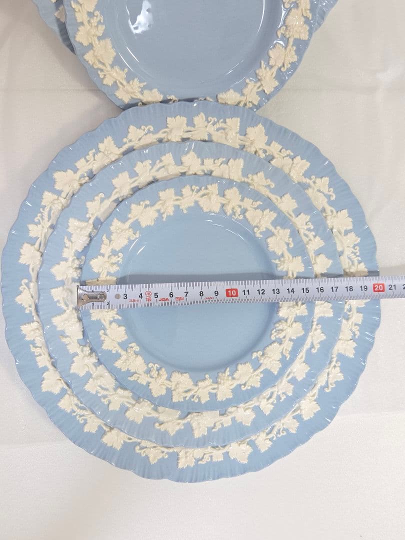 【ウェッジウッド】クイーンズウェア　プレート3枚２セット