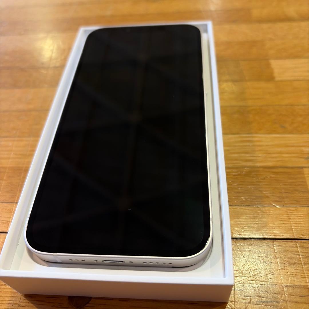 iPhone13 スターライト 128GB