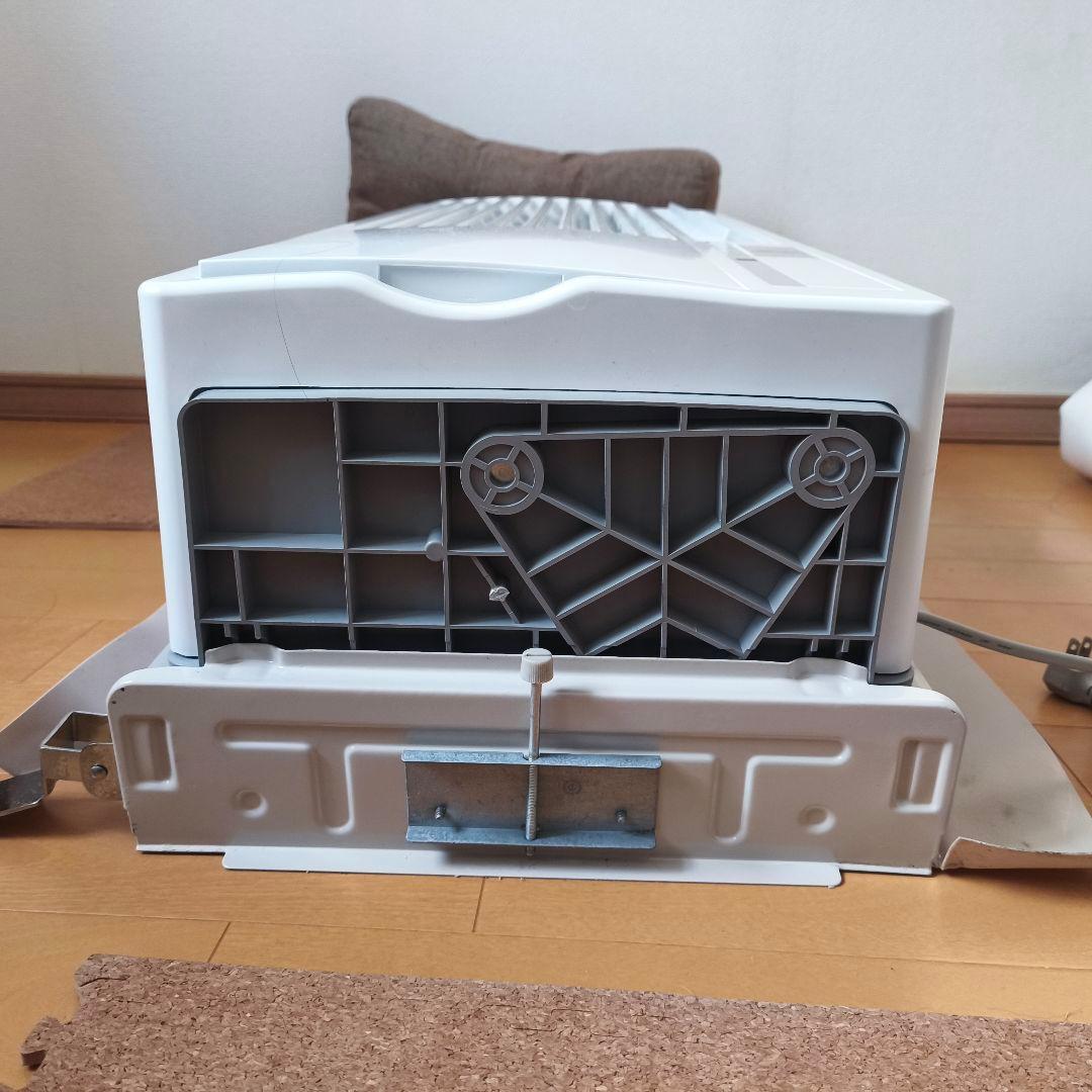 2021年製 ハイアール 窓用エアコン ウインドエアコン　JA-16V