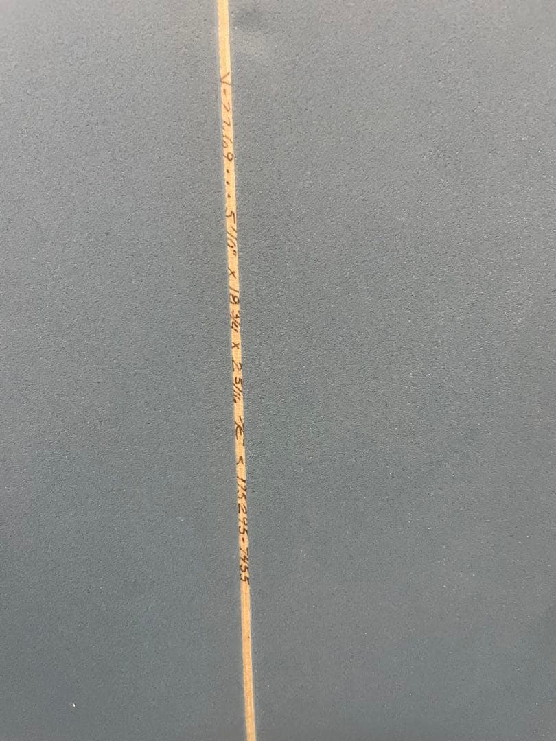 手渡し　ジャスティスサーフボード　キャロルシェイプ　GEM 5‘10